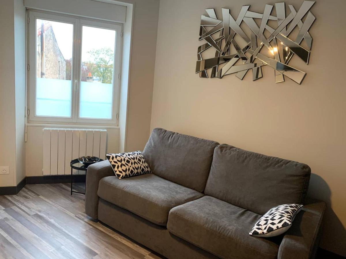 Apartment Le Petit Chaleureux - Centre - Wifi - Stationnement Niort