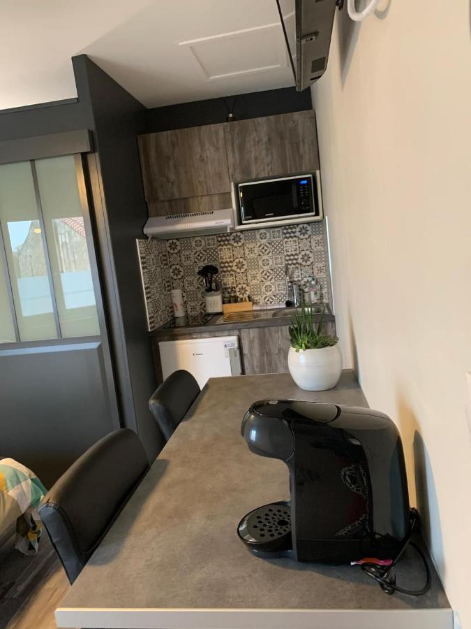 Le Petit Chaleureux - Centre - Wifi - Stationnement Apartamento